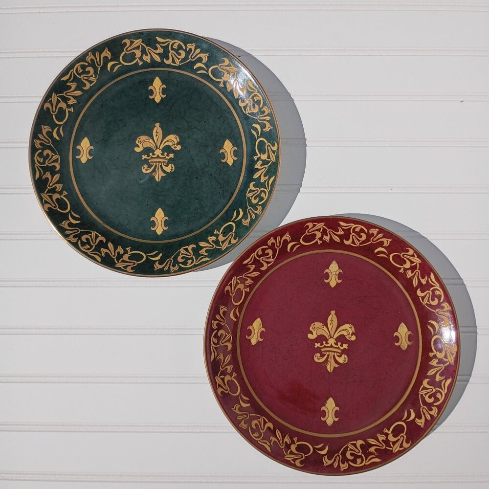 Pair of Andrea by Sadek Decorative Plates Fleur-de-Lis Maroon Green Gold Regal - Picture 15 of 16